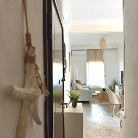 Apartment Stylish Near Seafront And Metro With Balcony Thessaloniki